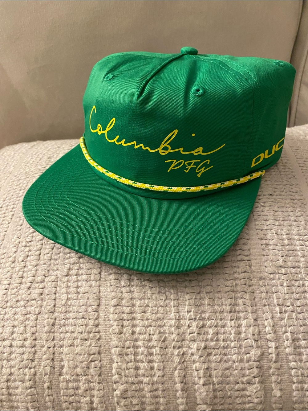 New Columbia PFG Oregon Ducks SnapBack Hat Fishing